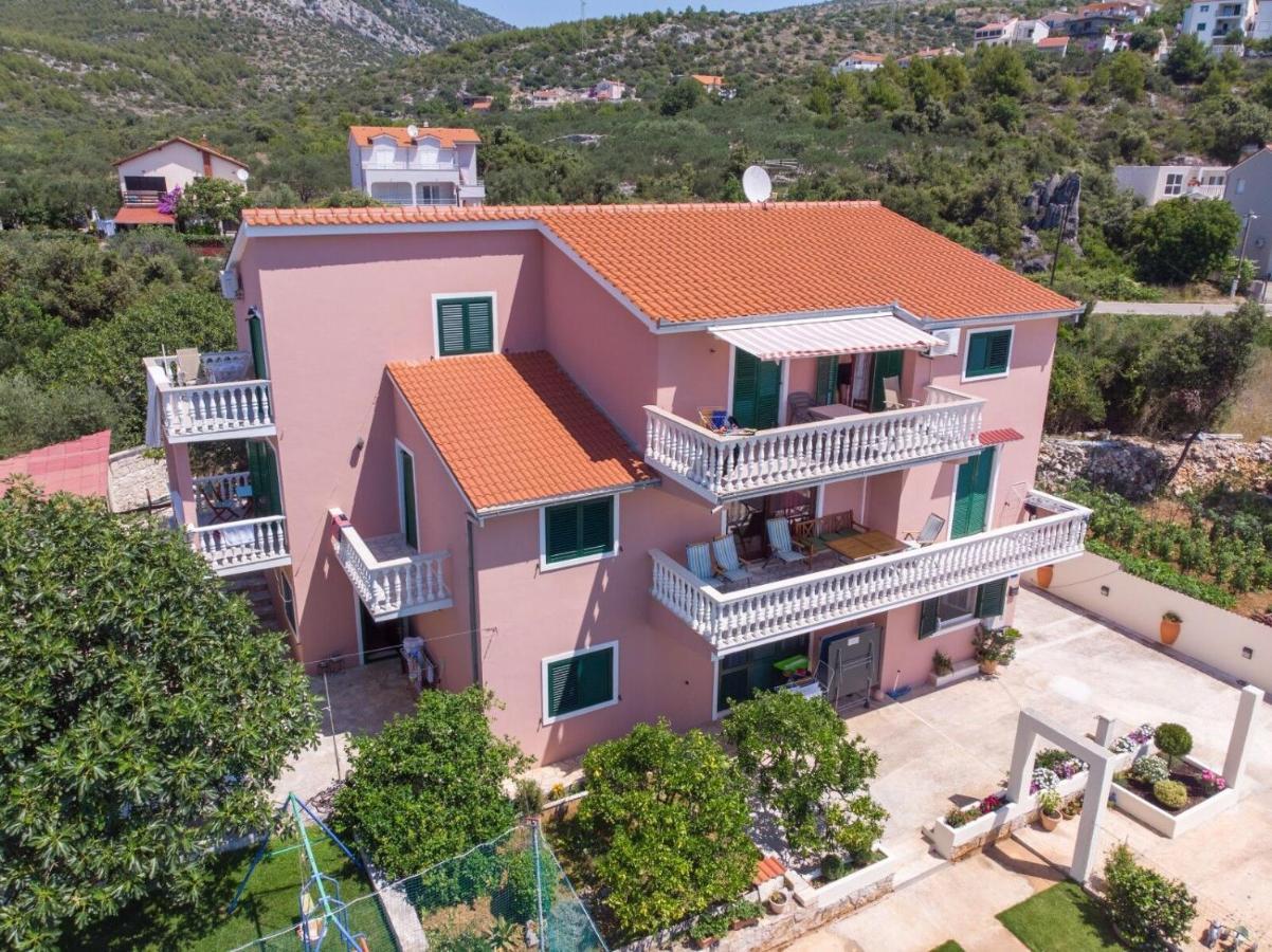 Apartments Mirko Сегет-Враница Экстерьер фото