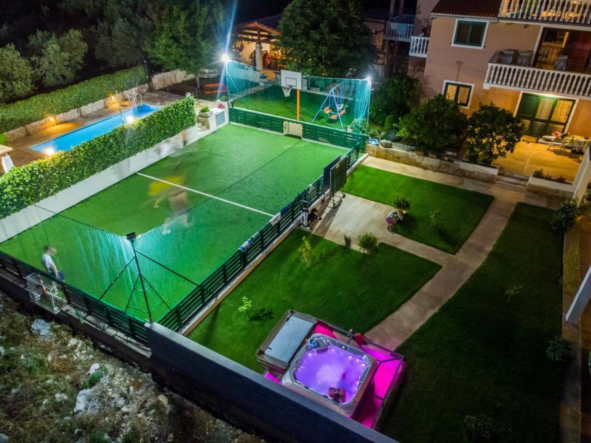 Apartments Mirko Сегет-Враница Экстерьер фото