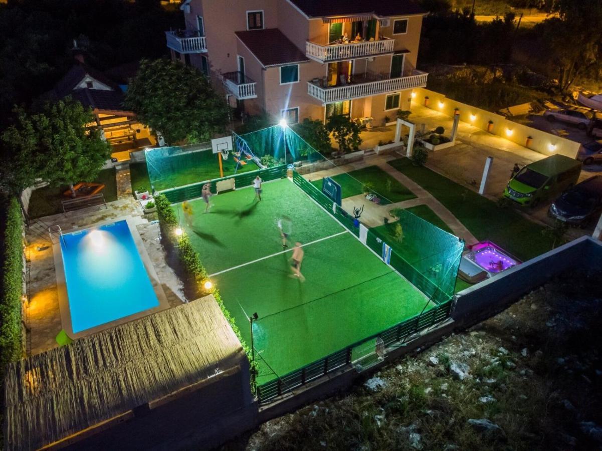 Apartments Mirko Сегет-Враница Экстерьер фото