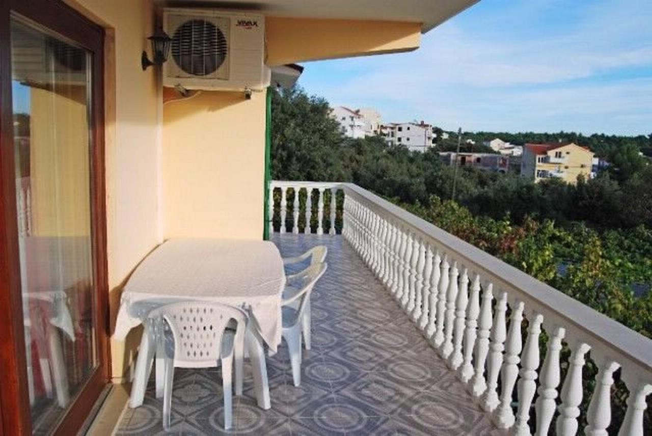 Apartments Mirko Сегет-Враница Экстерьер фото